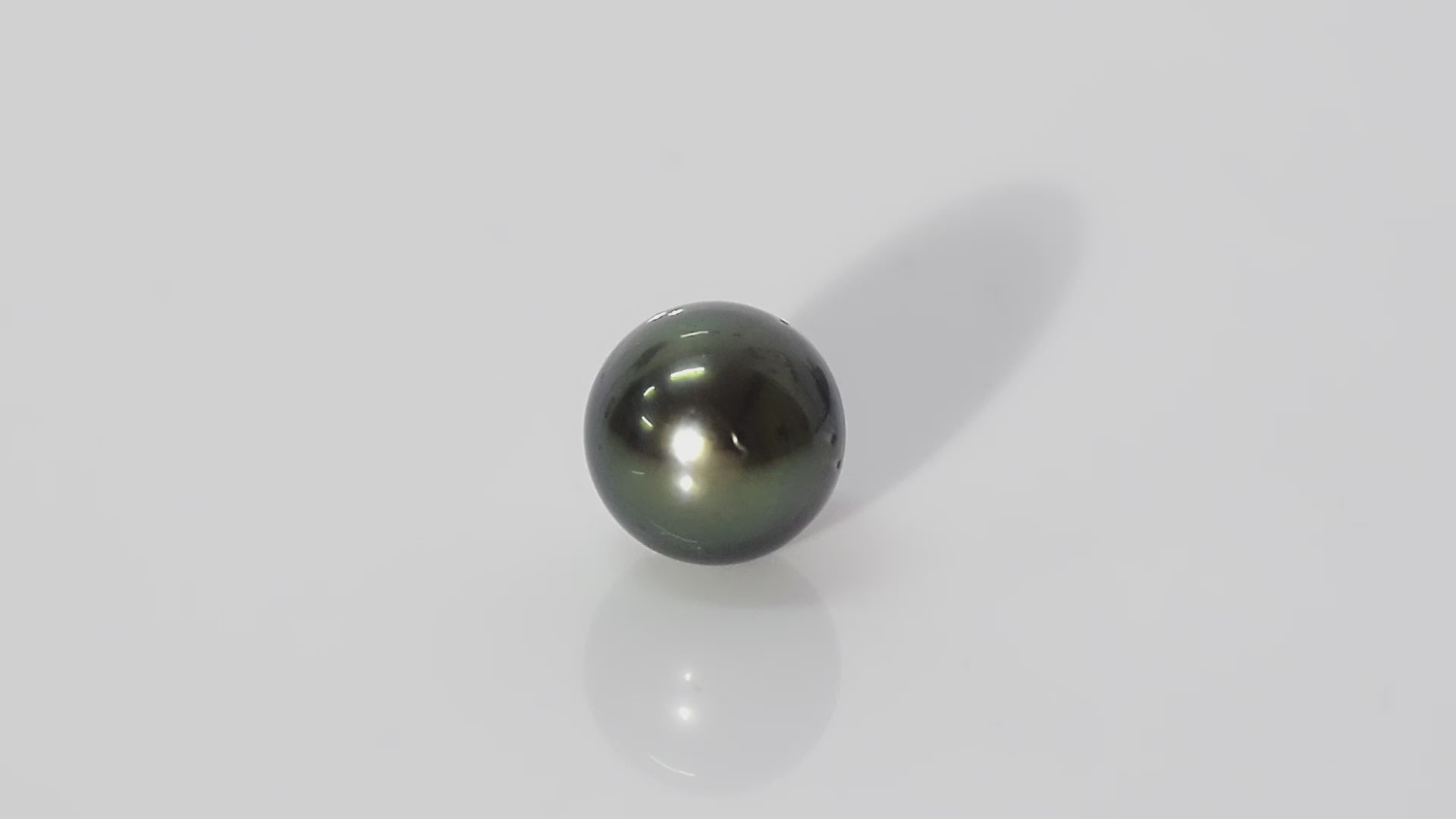 Black Tahitian (Cultured) Pearl - 12.45 Carats