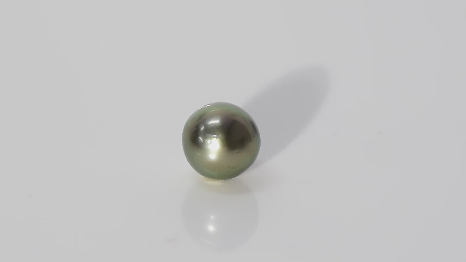 Black Tahitian (Cultured) Pearl - 10.14 Carats