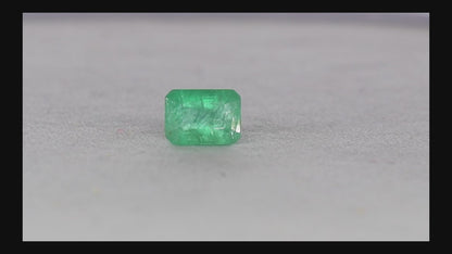 Emerald - 2.11 Carats