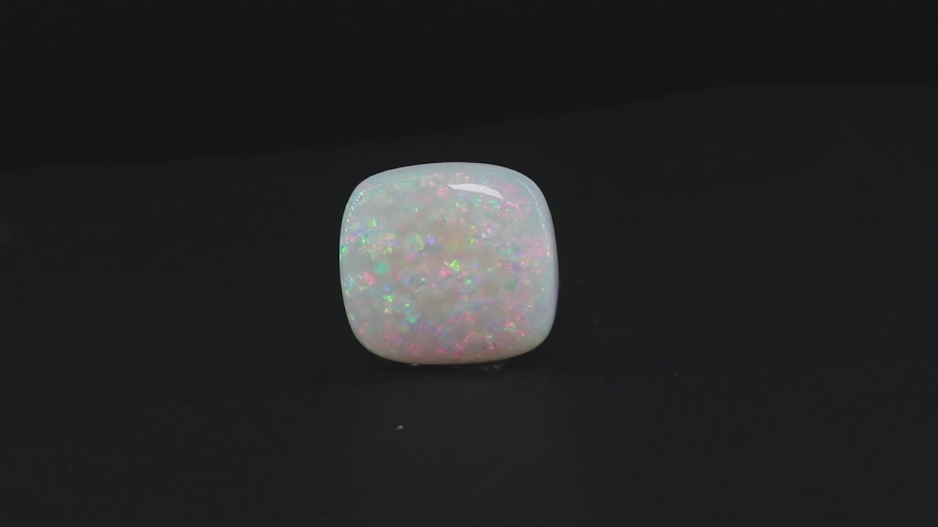 Opal - 14.44 Carats