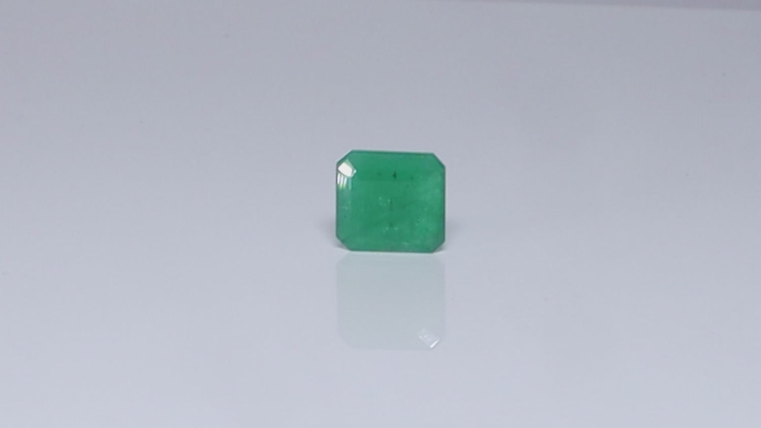 Emerald - 6.85 Carats