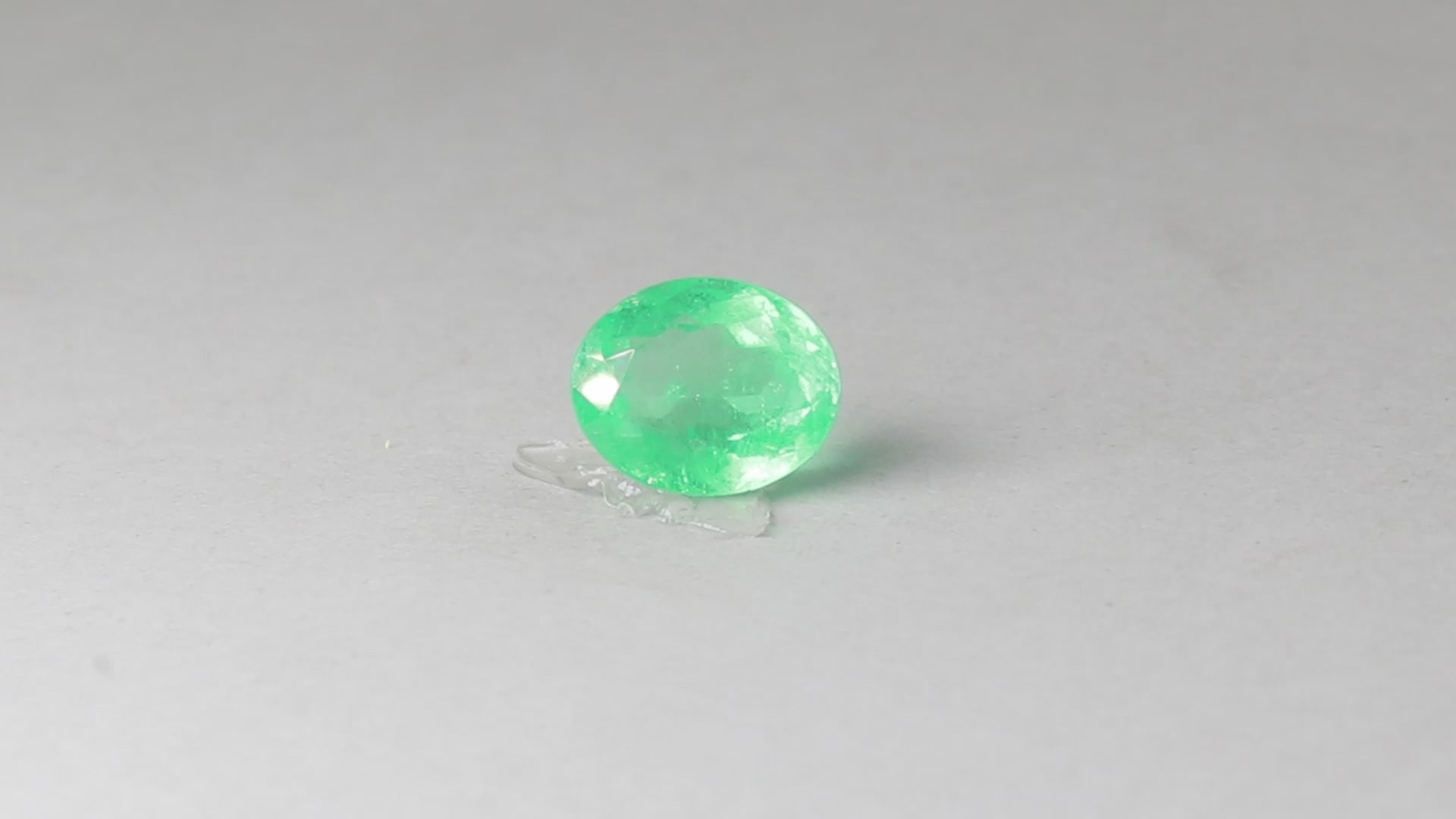 Emerald - 5.96 Carats