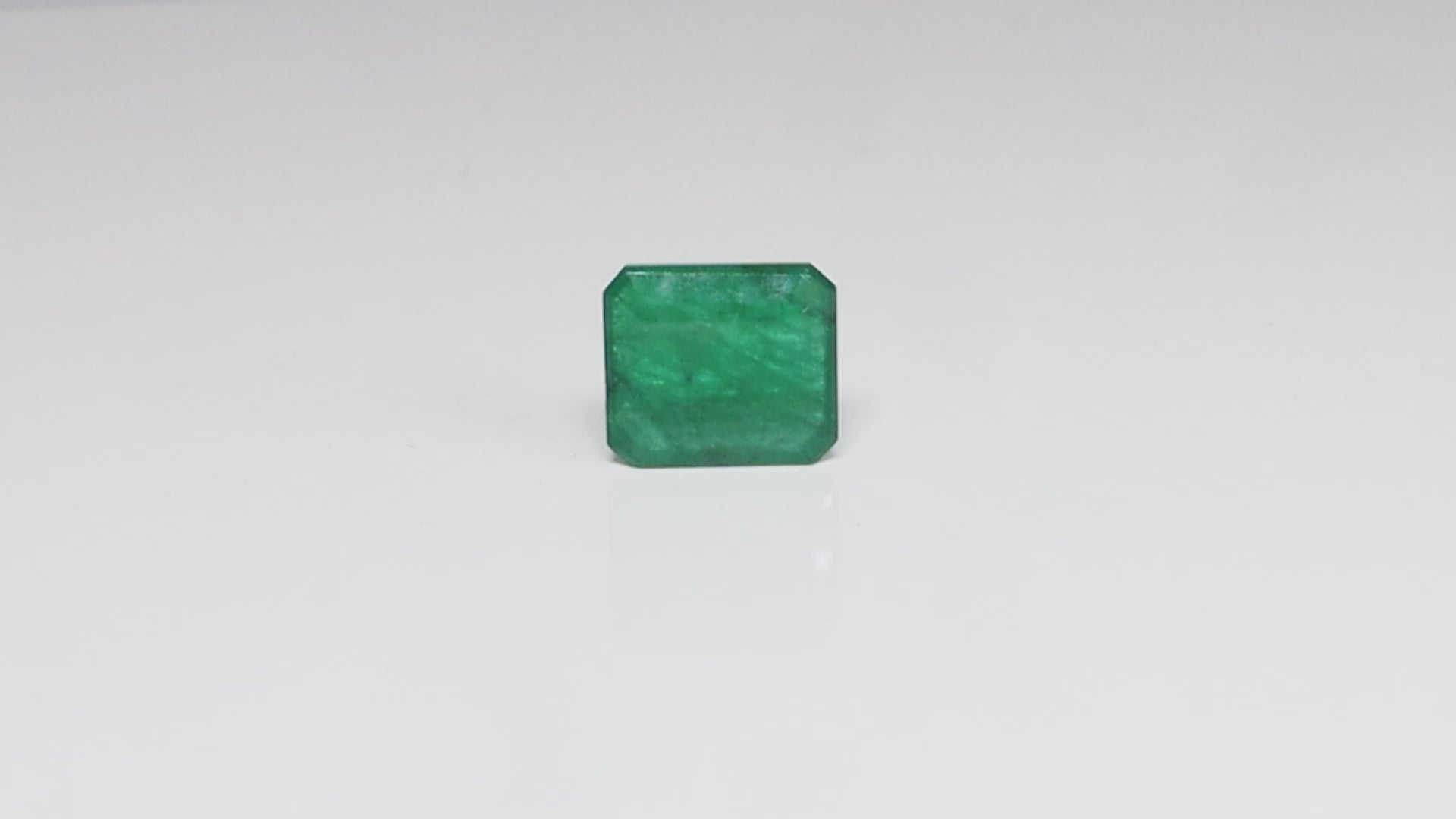 Emerald - 7.99 Carats