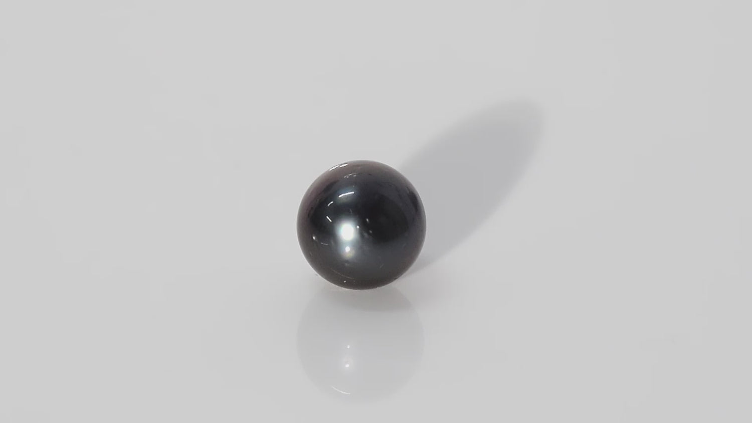 Black Tahitian (Cultured) Pearl - 10.50 Carats