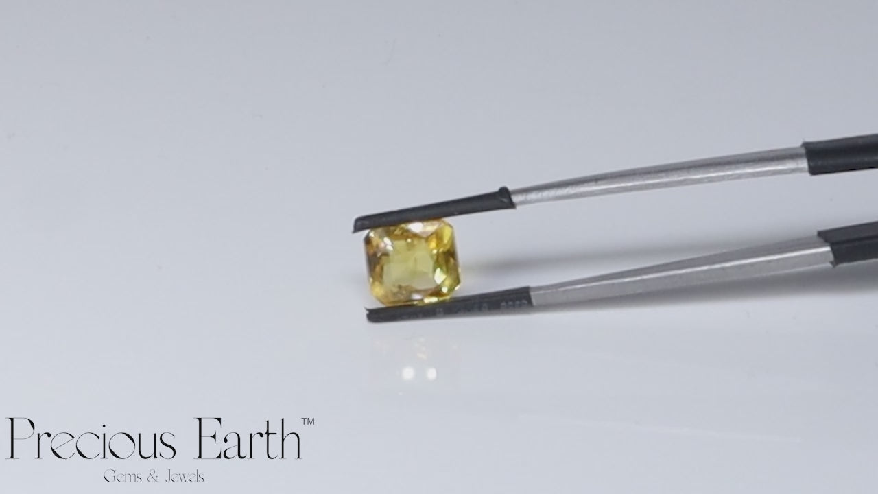 Yellow Sapphire - 3.90 Carats