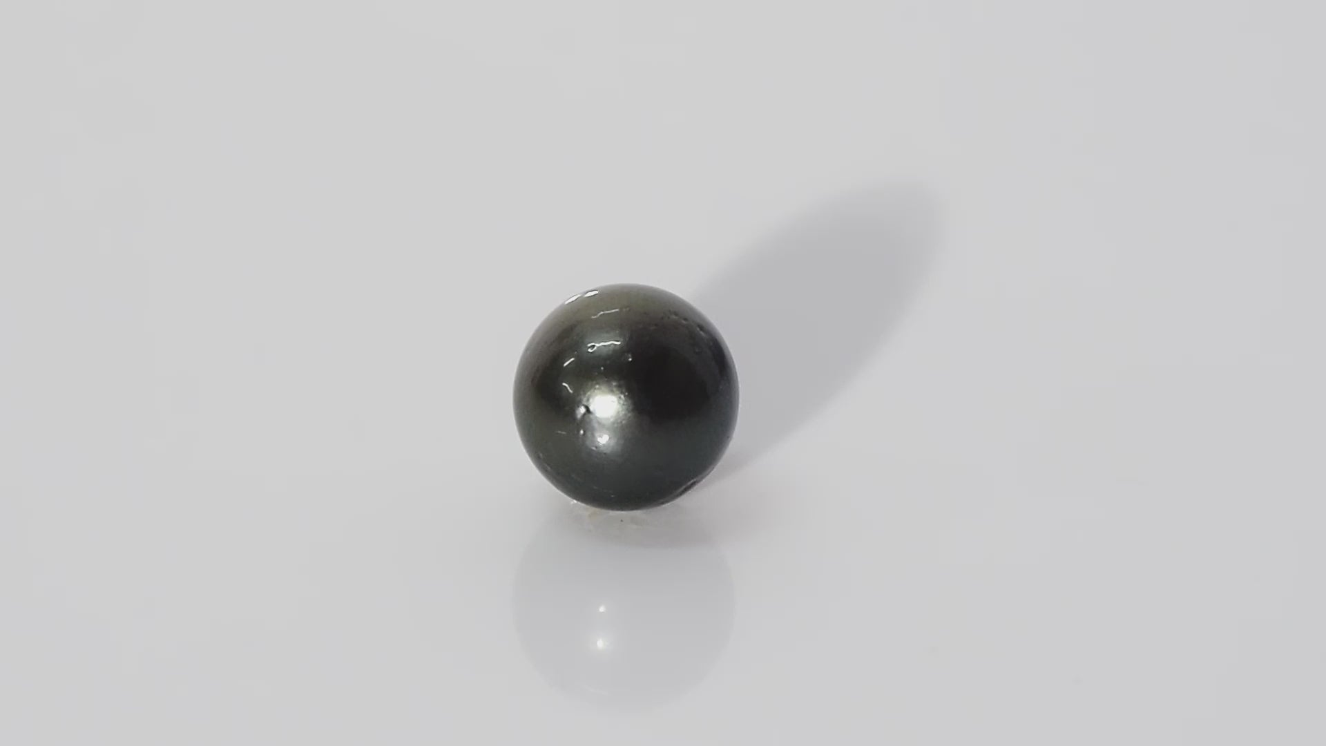 Black Tahitian (Cultured) Pearl - 10.73 Carats