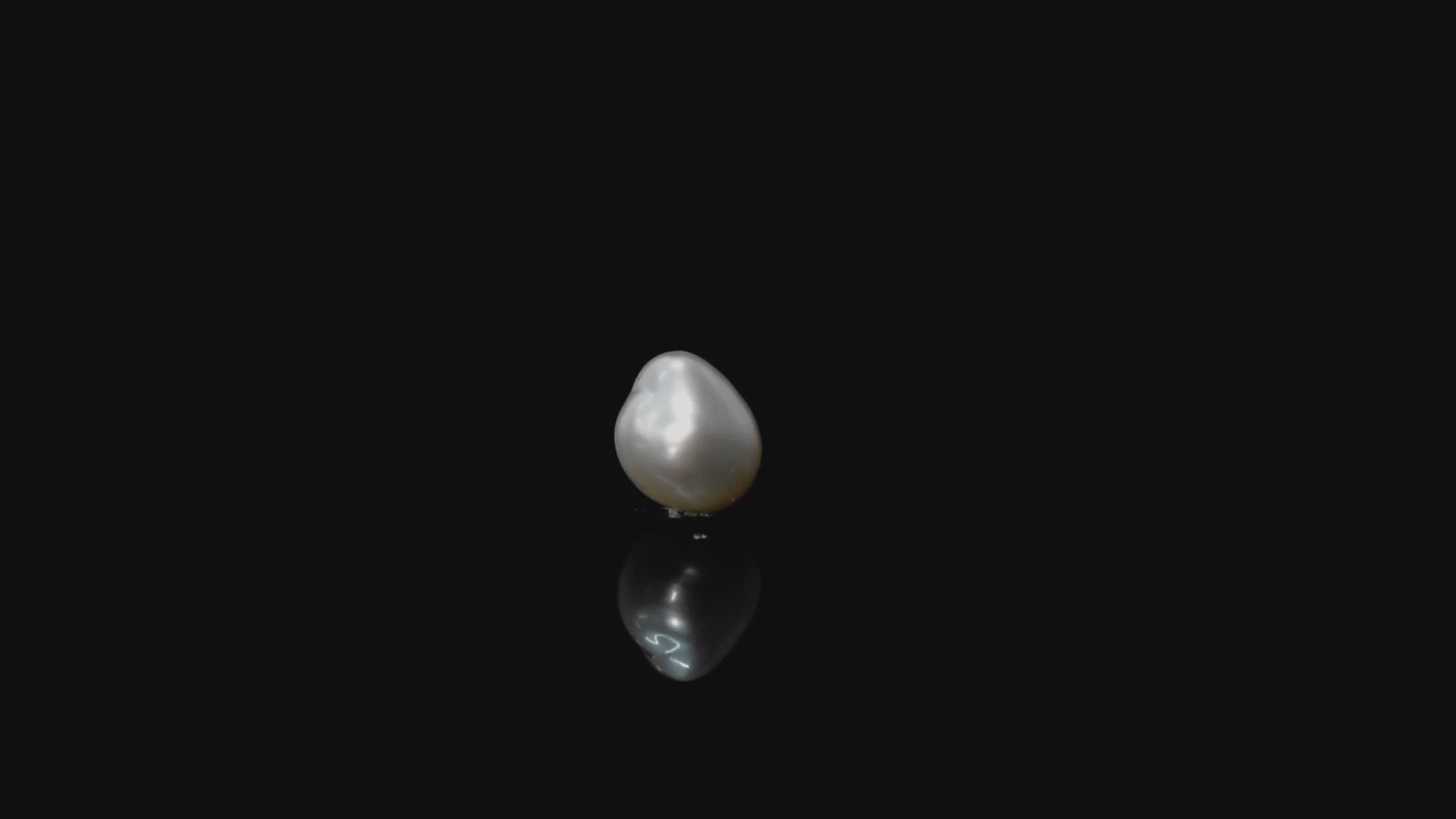 Keshi Pearl - 10.52 Carats