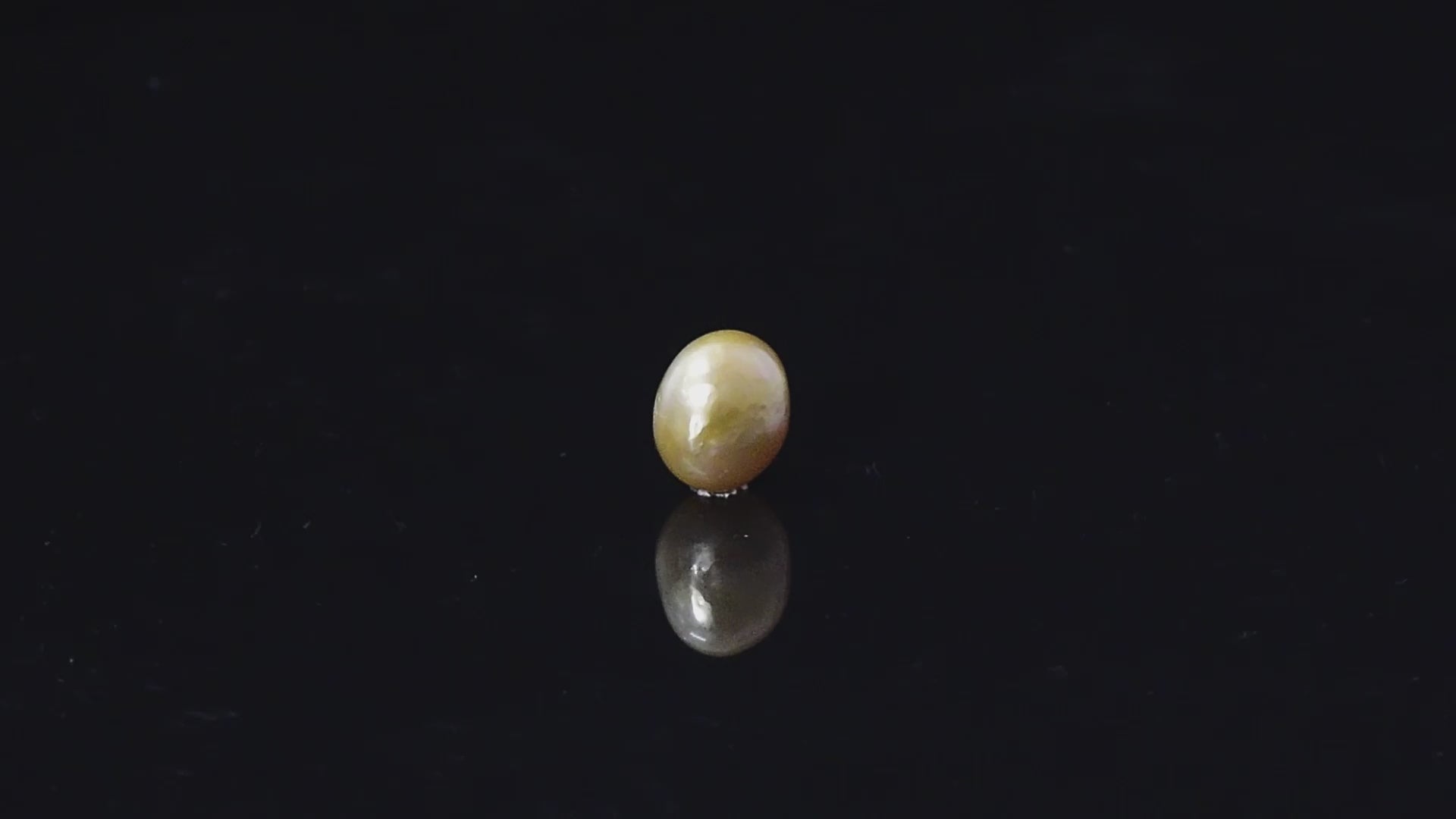 Keshi Pearl - 11.35 Carats