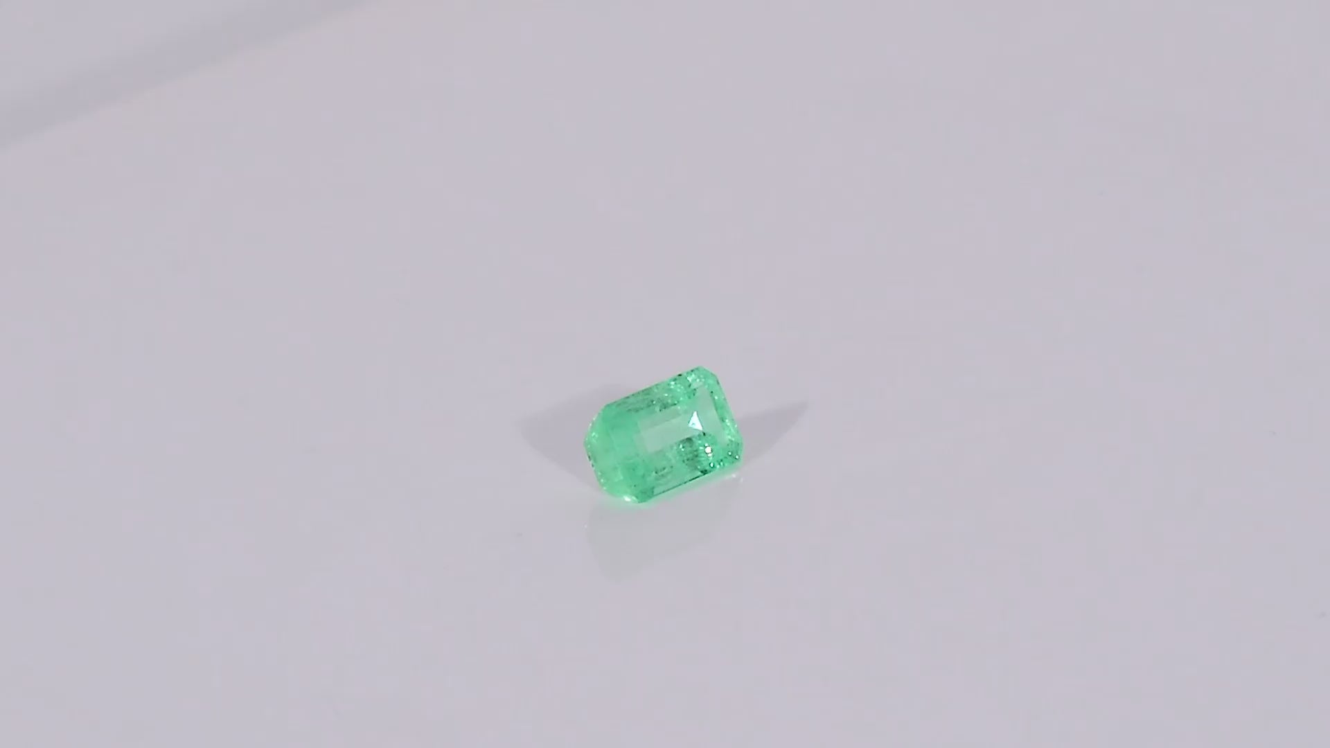 Emerald - 6.73 carats