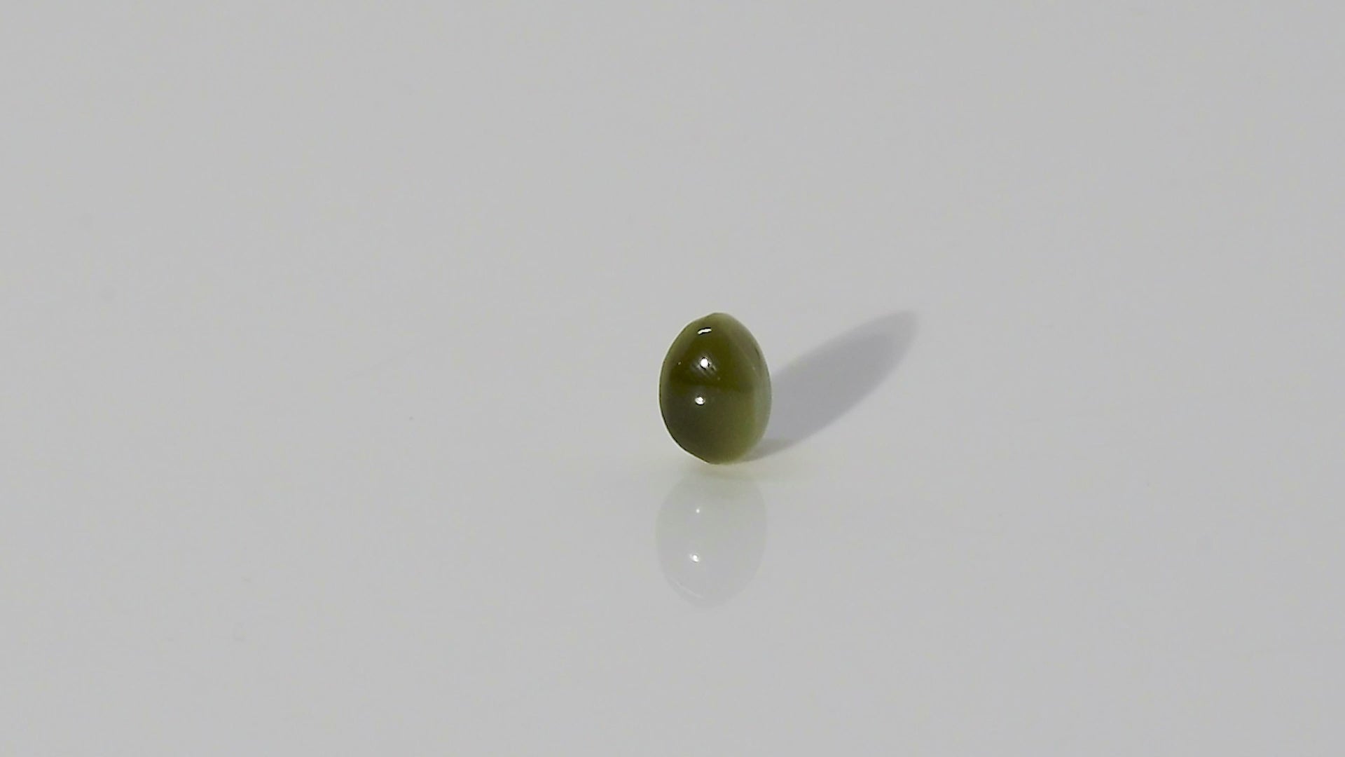 Chrysoberyl Cats Eye - 5.47 Carats