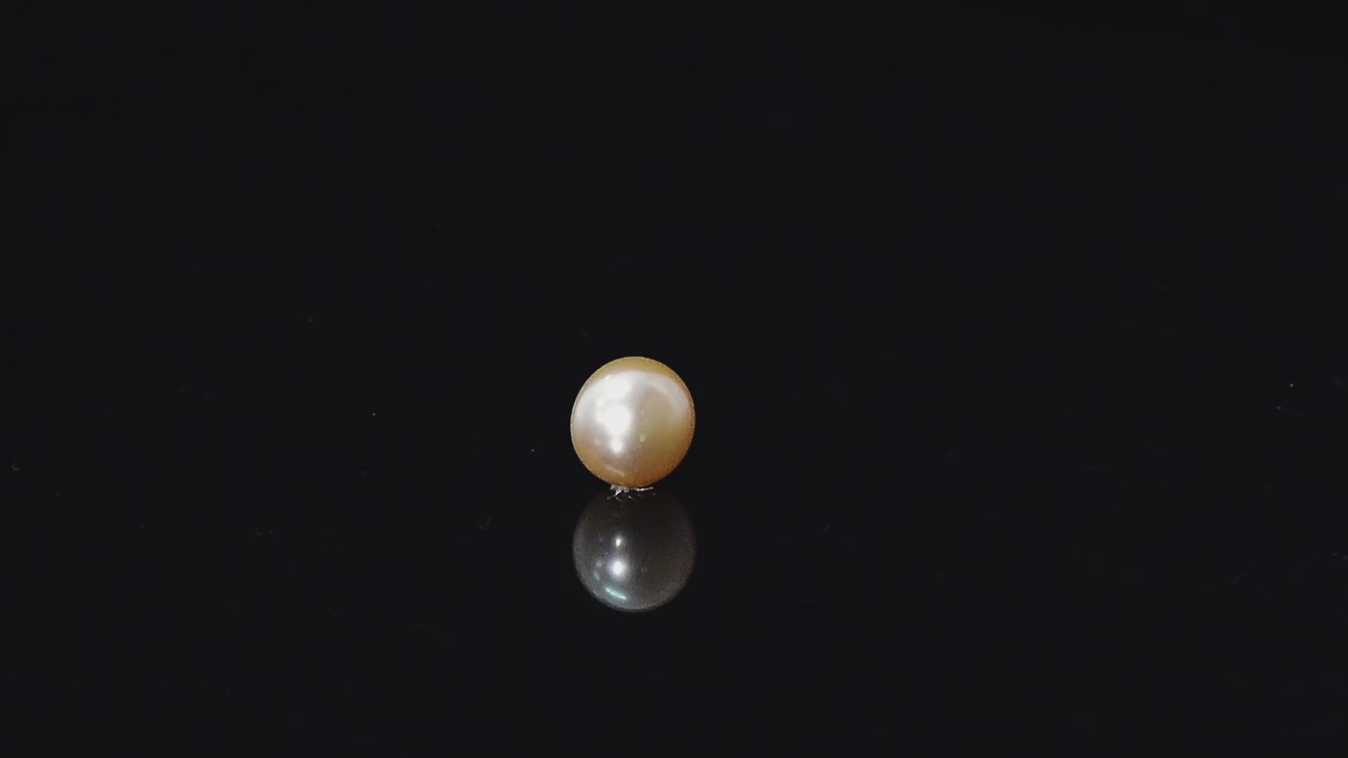 Keshi Pearl - 8.83 Carats