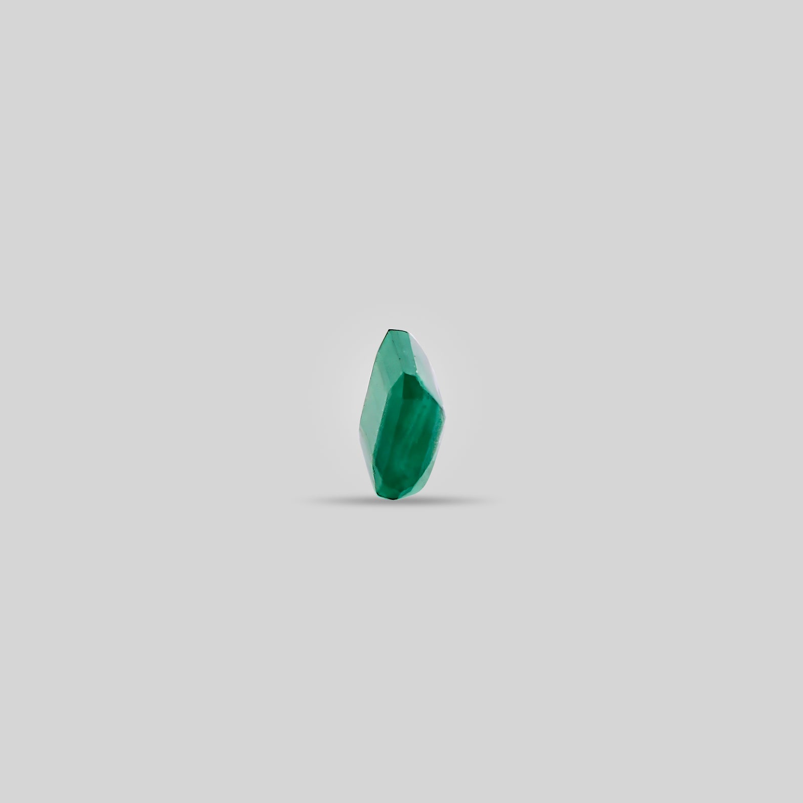 Emerald - 6.98 carats