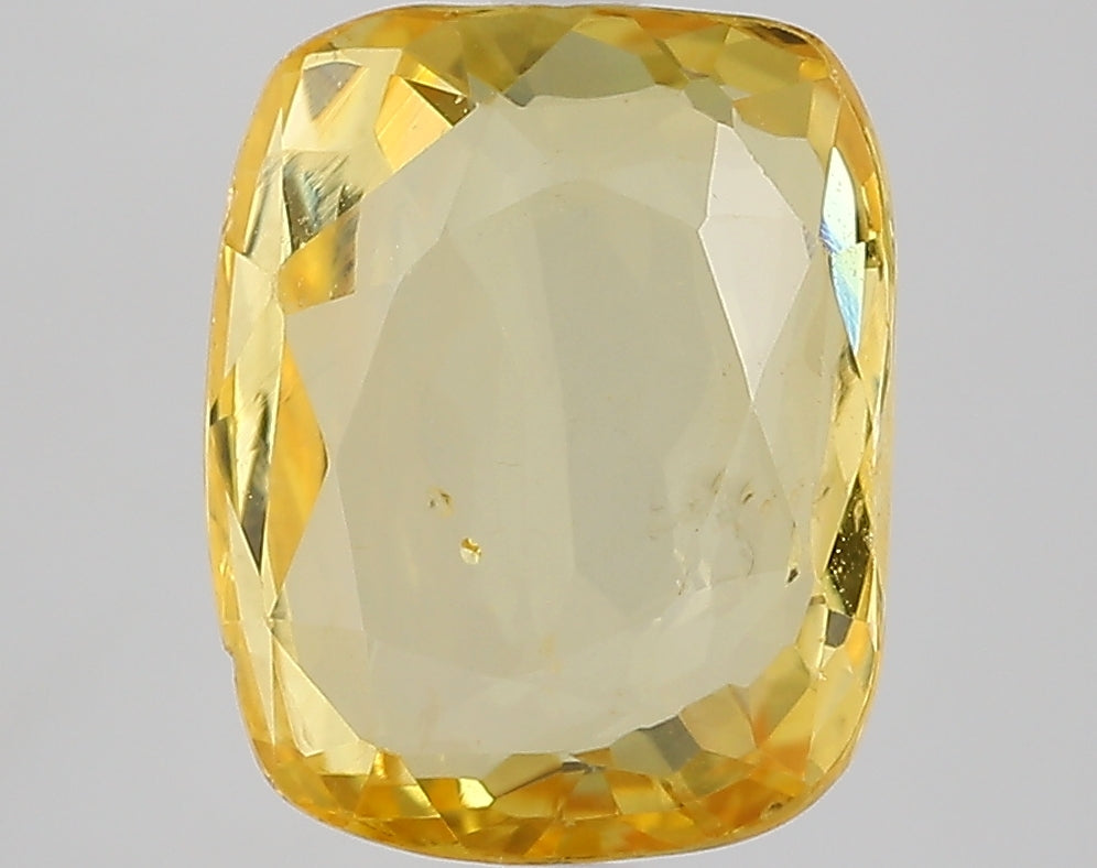 Yellow Sapphire - 5.51 carats