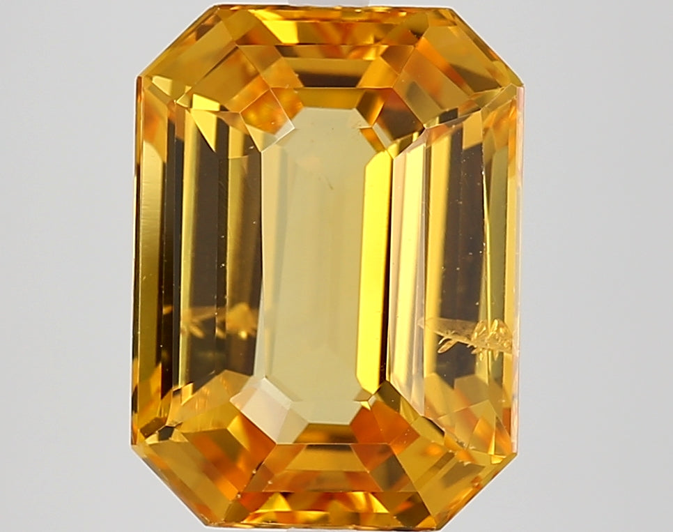 Yellow Sapphire - 7.90 carats