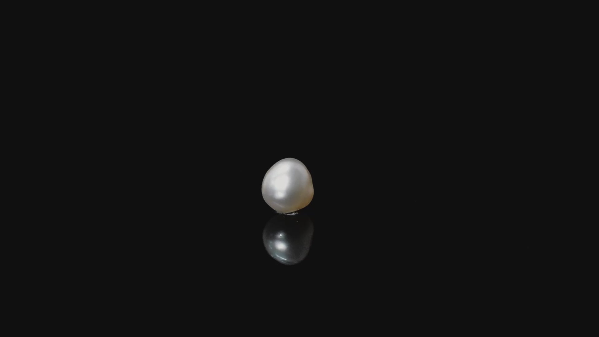 Keshi Pearl - 6.76 Carats