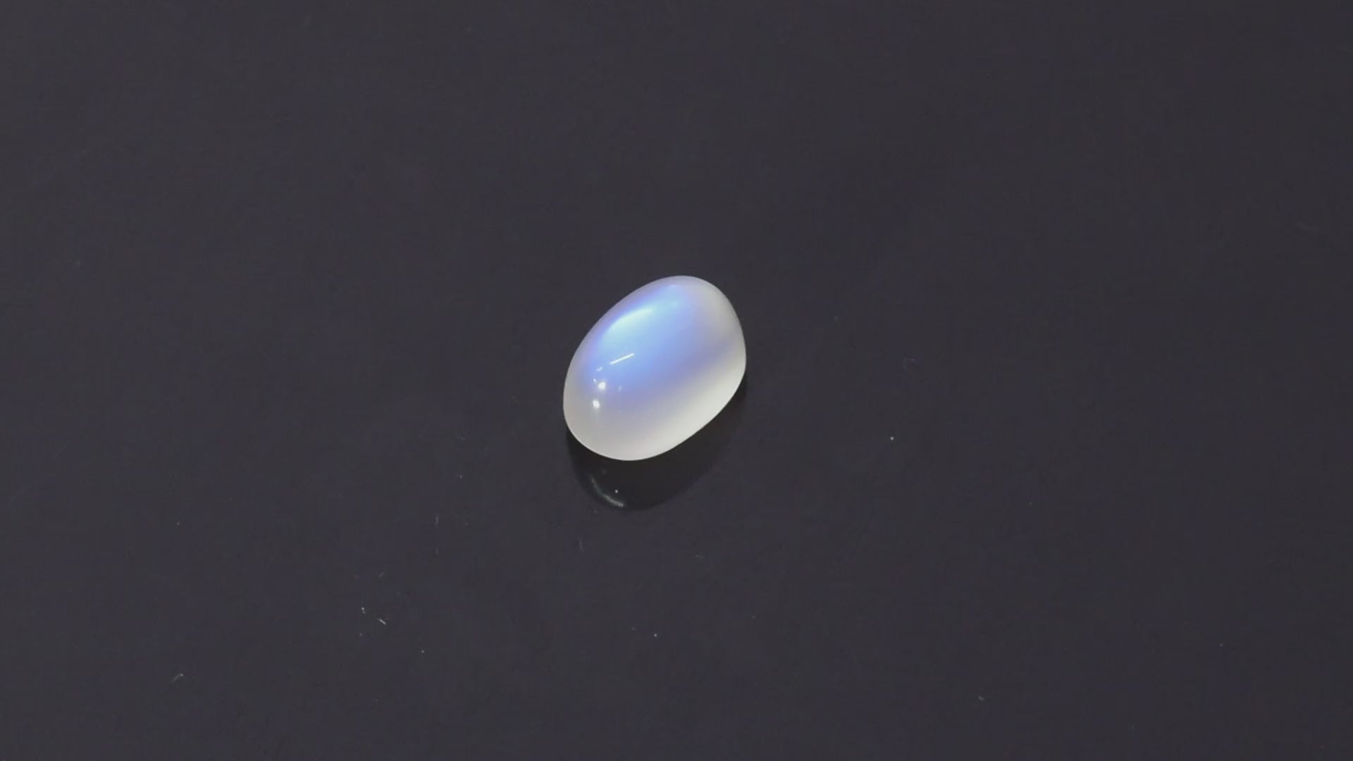 360 degree video of a Blue Moonstone